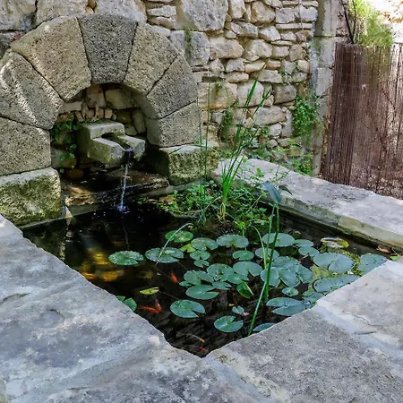 Charmant Mas Provencal Avec Piscine Proche Forcalquier